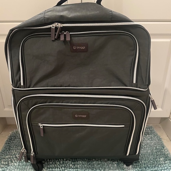 Biaggi Lift Off Expandable Carry on to Check in Bag - New - Picture 2 of 8